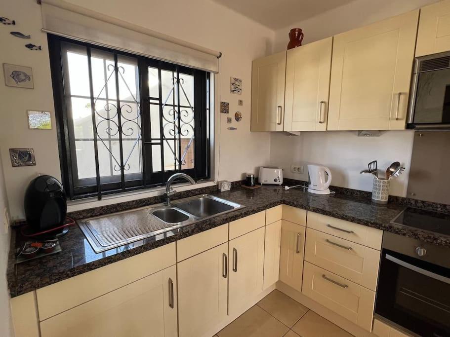 Casa Mo, 2 Bedroom Apartment Close To The Beach Puerto del Carmen (Lanzarote) Exterior foto